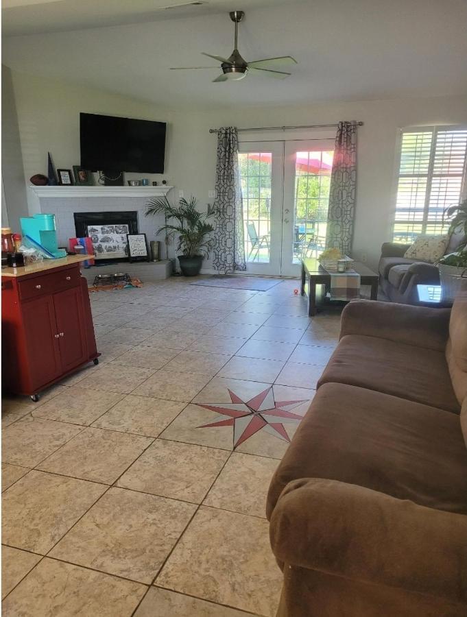 Bedroom Four Minutes From Beach Πενσακόλα Εξωτερικό φωτογραφία
